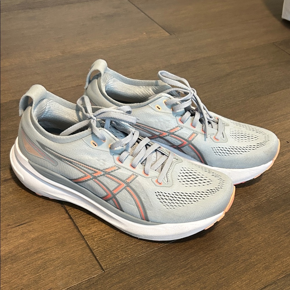 ASICS Women's Light Gray and Peach Sneakers